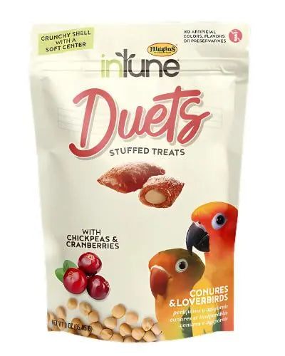 Crunchy and creamy Higgins inTune Duets for birds, featuring chickpeas and cranberries in a delightful 3oz treat.