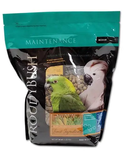 Medium-sized Roudybush Daily Maintenance pellets in a 44oz bag, specially formulated for small macaws and cockatoos.
