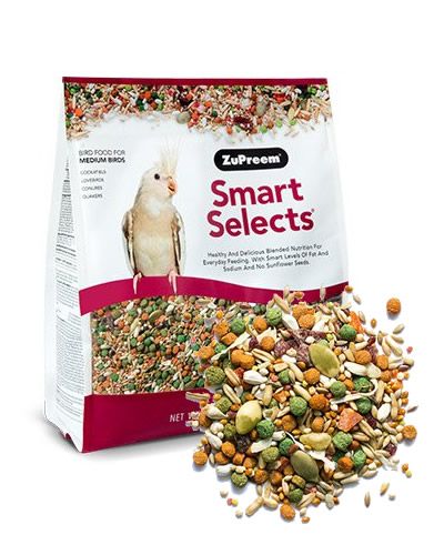 Vibrant mix of Smart Selects Bird Food for medium birds like cockatiels and conures, showcasing a colorful, nutritious blend in a 2.5lb pack.