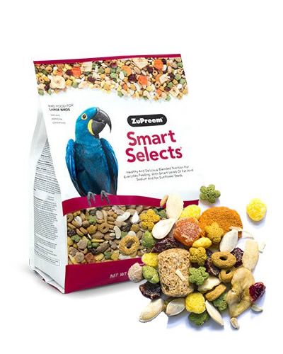 Vibrant mix of Smart Selects Bird Food for large birds like Macaws and Cockatoos, featuring a healthy, colorful blend for daily nutrition.