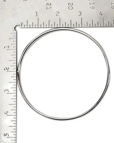 Shiny 4-inch nickel-plated welded O-ring, perfect for crafting swings, with a sturdy 3.5mm thickness for durability.