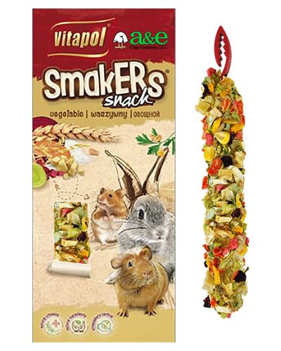 Crunchy vegetable treat sticks for small animals like hamsters and guinea pigs, packed with natural, colorful ingredients.