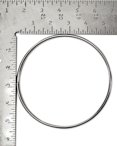 Shiny 5-inch nickel-plated welded 'O' ring, perfect for crafting durable swings with a sleek, sturdy metal finish.